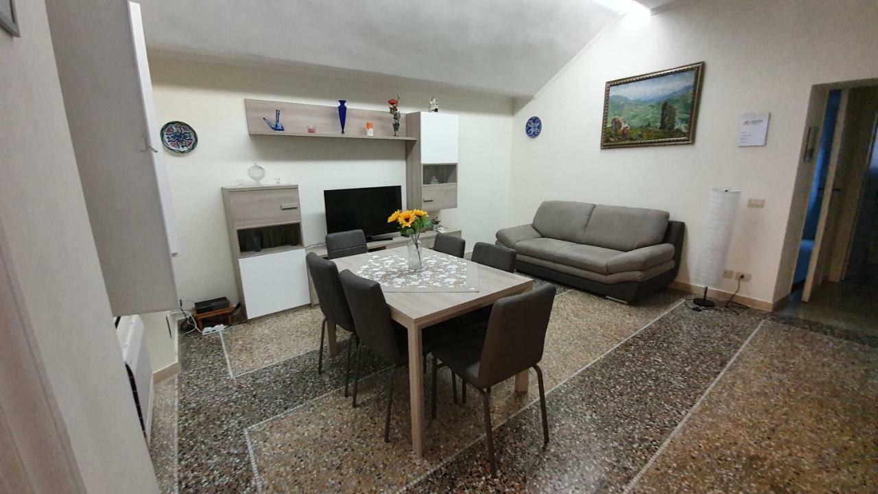 Casa Vacanze Simona Vicino A Piazza Navona Rome Exterior photo